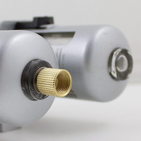Reduktor ciśnienia z filtrem sprężonego powietrza 1/4" manometr