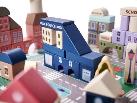 Klocki drewniane edukacyjne miasto puzzle 135el. Kik Sp. z o. o. Sp. k. Klocki drewniane edukacyjne miasto puzzle 135el. Kik Sp. z o. o. Sp. k.