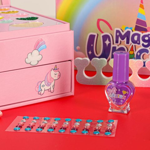 Kuferek zestaw kosmetyków do makijażu i paznokci makeup kosmetyki cienie lakiery szuflady jednorożec Kik Sp. z o. o. Sp. k.