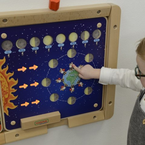 Masterkidz MASTERKIDZ Tablica Edukacyjna Fazy Księżyca Montessori