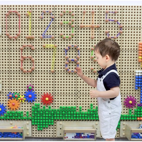 Masterkidz MASTERKIDZ Drewniana Tablica STEM Wolnostojąca XXL w Kształcie Domu + Akcesoria